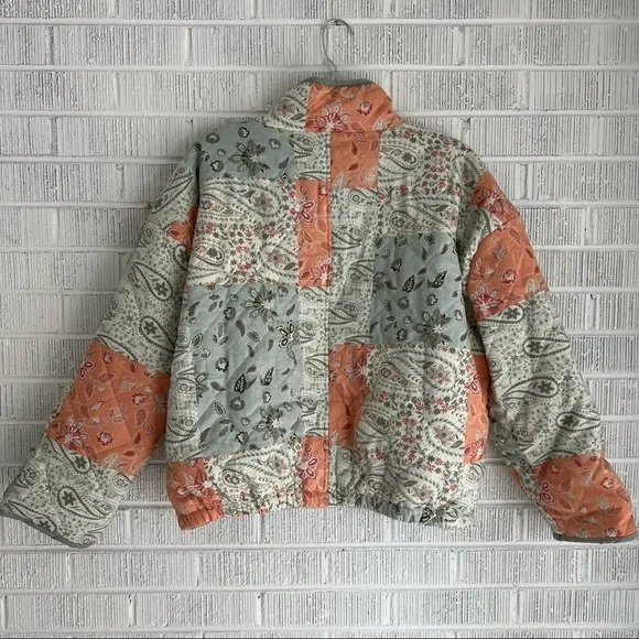 7 For All Mankind | Pastel Print Quilted Jacket NWT - Picture 4 of 8